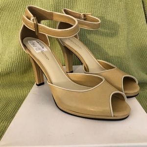 BNWT Worthington brand pumps